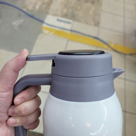 Brand New Sanrio Kuromi 1L Tea / Water Pot - Picture 9 of 15